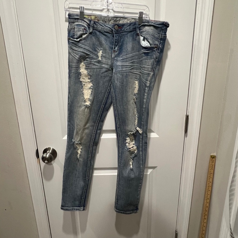 Vanilla Star Womens Skinny Jeans Heavy Distressed Blue 13